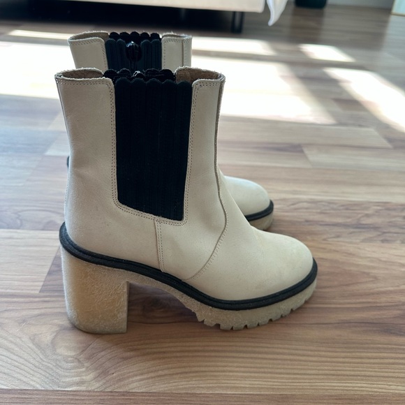 Free People Women White James Chelsea Ankle Booty Chunky Heel - Picture 5 of 10